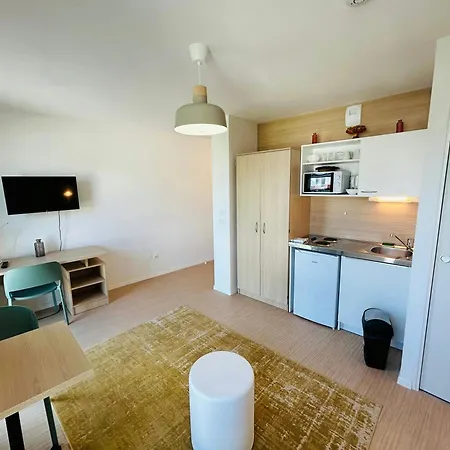 Neuf Au Coeur De - 402 Lägenhet *