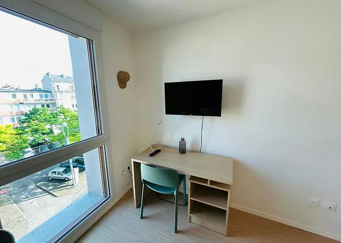 Neuf Au Coeur De - 402 Reims